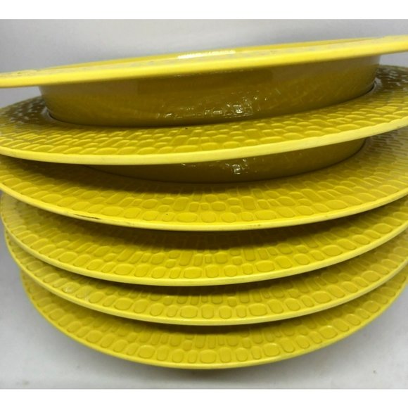 Set of 6 Melamine Threshold Bowls, MCM, 7 1/2" round, 3" Tall, Yellow Rimmed Bow - Picture 4 of 6